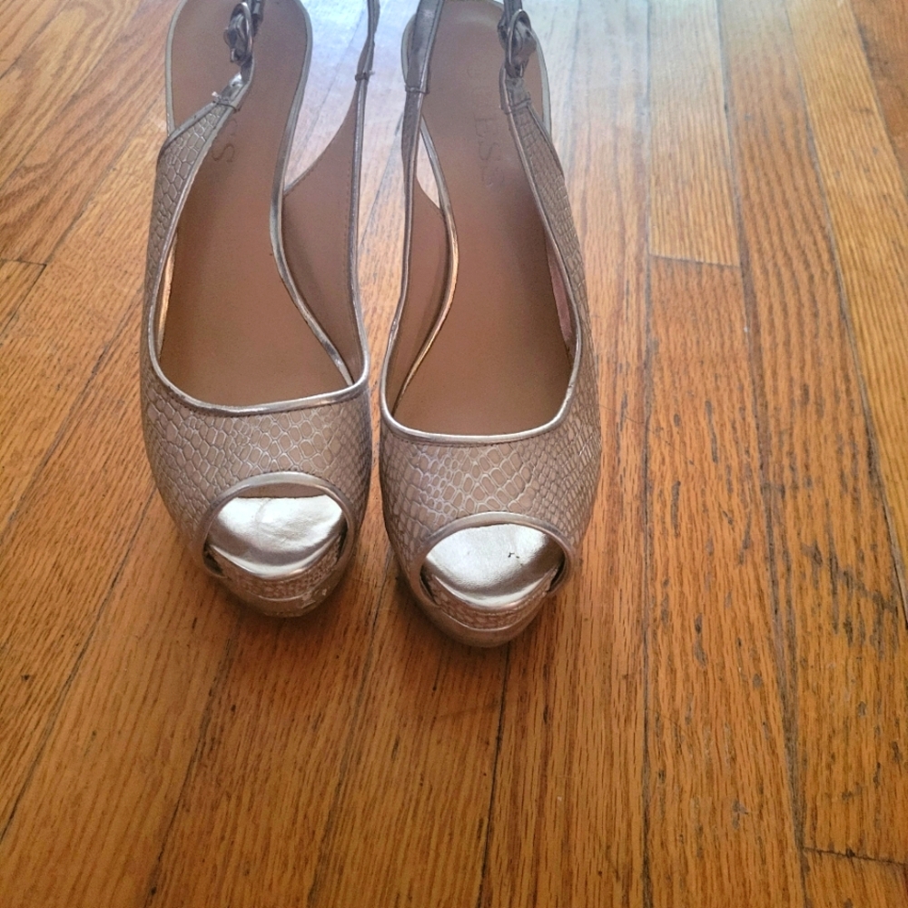 High heel shoes